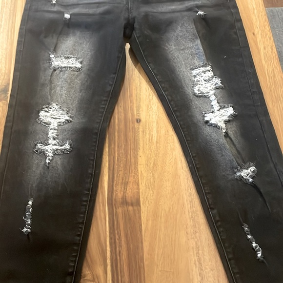 NWT High-waisted distressed skinny jeans - black - size 12 - Picture 4 of 10